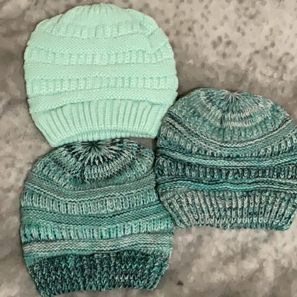 3 beanie hats winter warm hats $15 e or 3 for $40